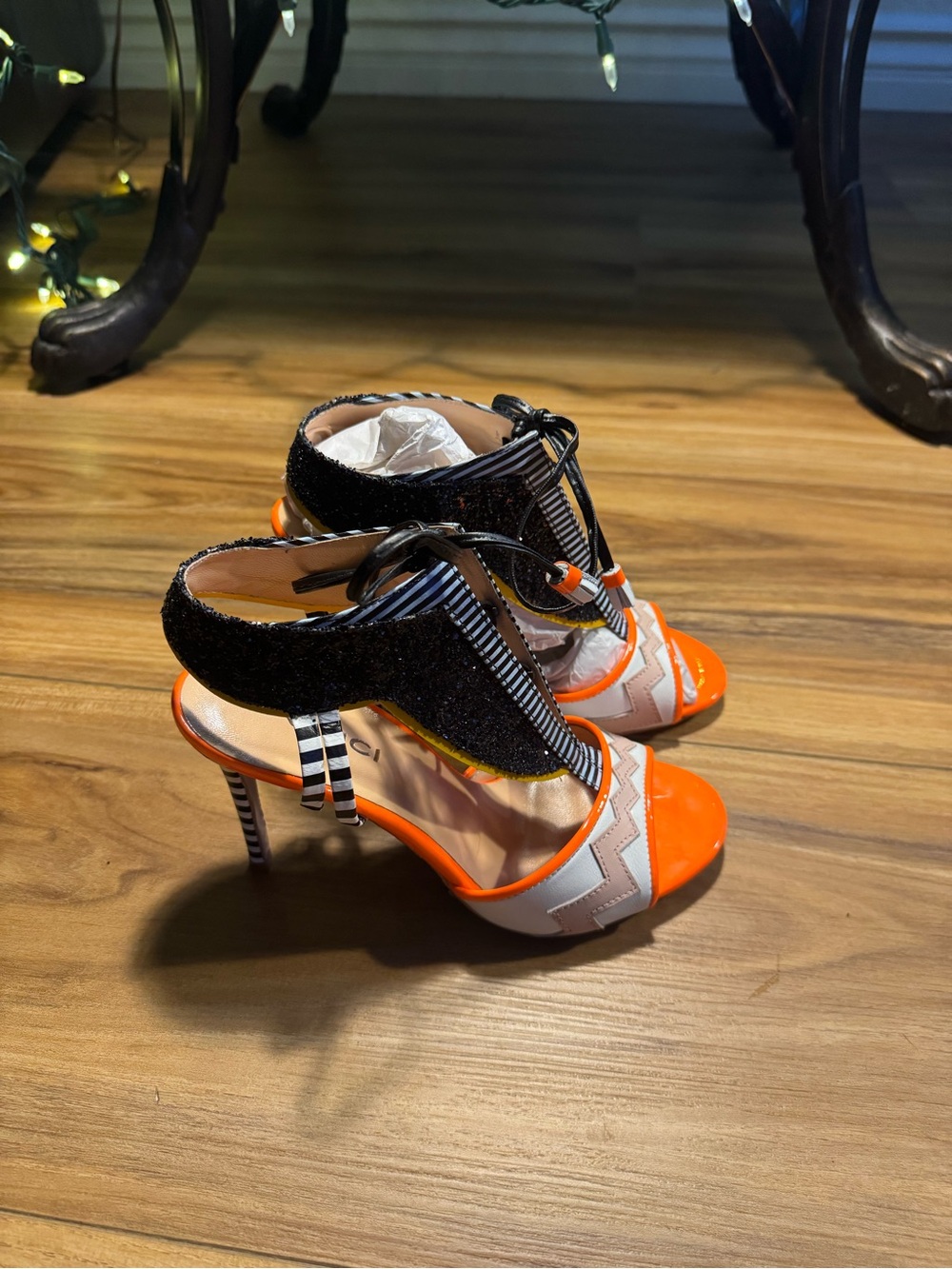 Vinci Santa Amaro leather bold High Heel Sandals - Orange, Black & White